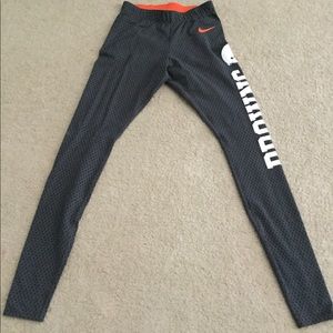 Nike Browns leggings